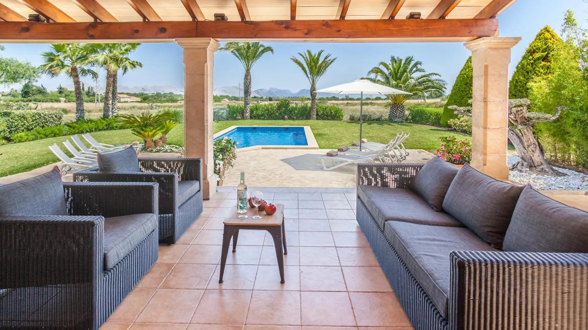 Villa Guillona By Sealand Villas Alcudia
